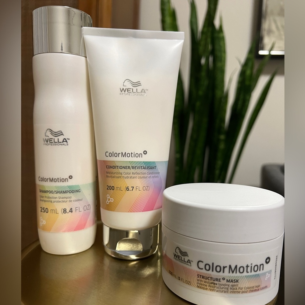 Wella Color Motion shampoo, conditioner & mask trio for color that last longer.